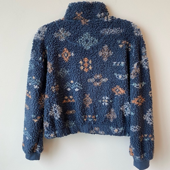 Hippie Rose Snuggly Sweater Pullover - Picture 3 of 7